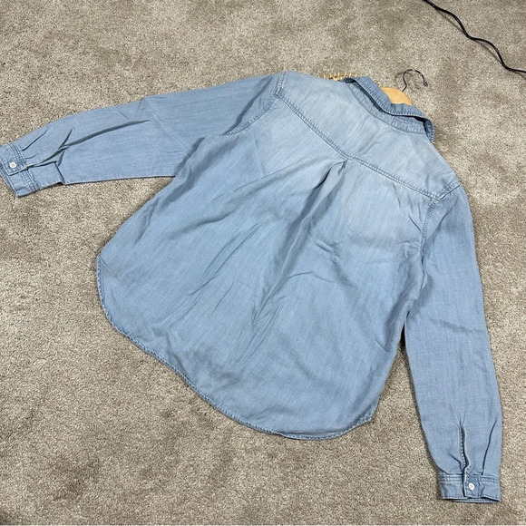 Cloth & Stone Long Sleeve Point Collar Chambray Denim Shirt Button Front Blue L - Picture 8 of 16